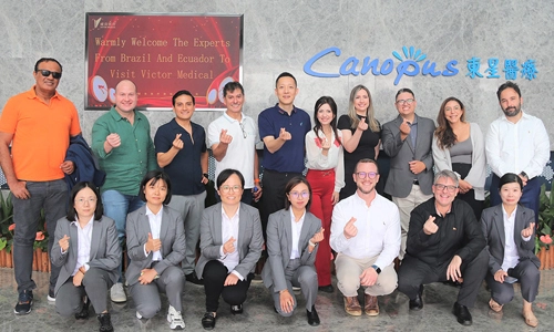 Calorosamente bem-vindos especialistas do Brasil, Equador, Rússia e Egito para visitar nossa fábrica